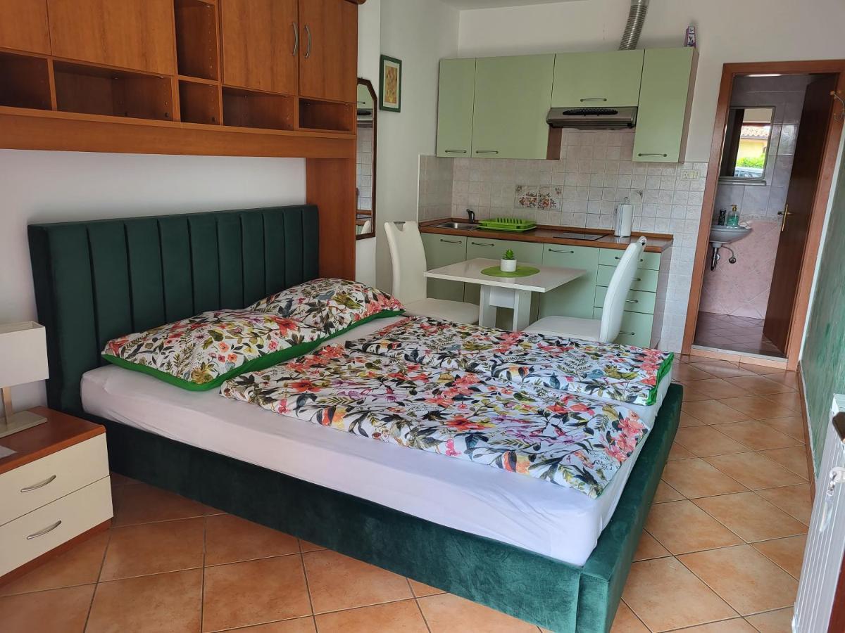 Apartmaji Tim Изола Экстерьер фото